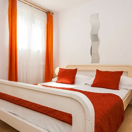 Apartment Ratac Bol Bol